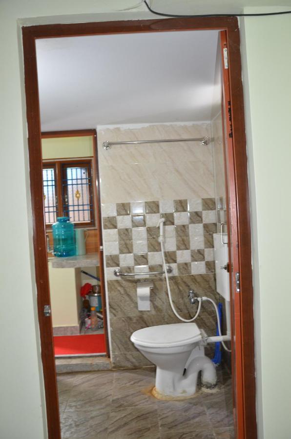 Manohars New Home Tirupati Eksteriør billede